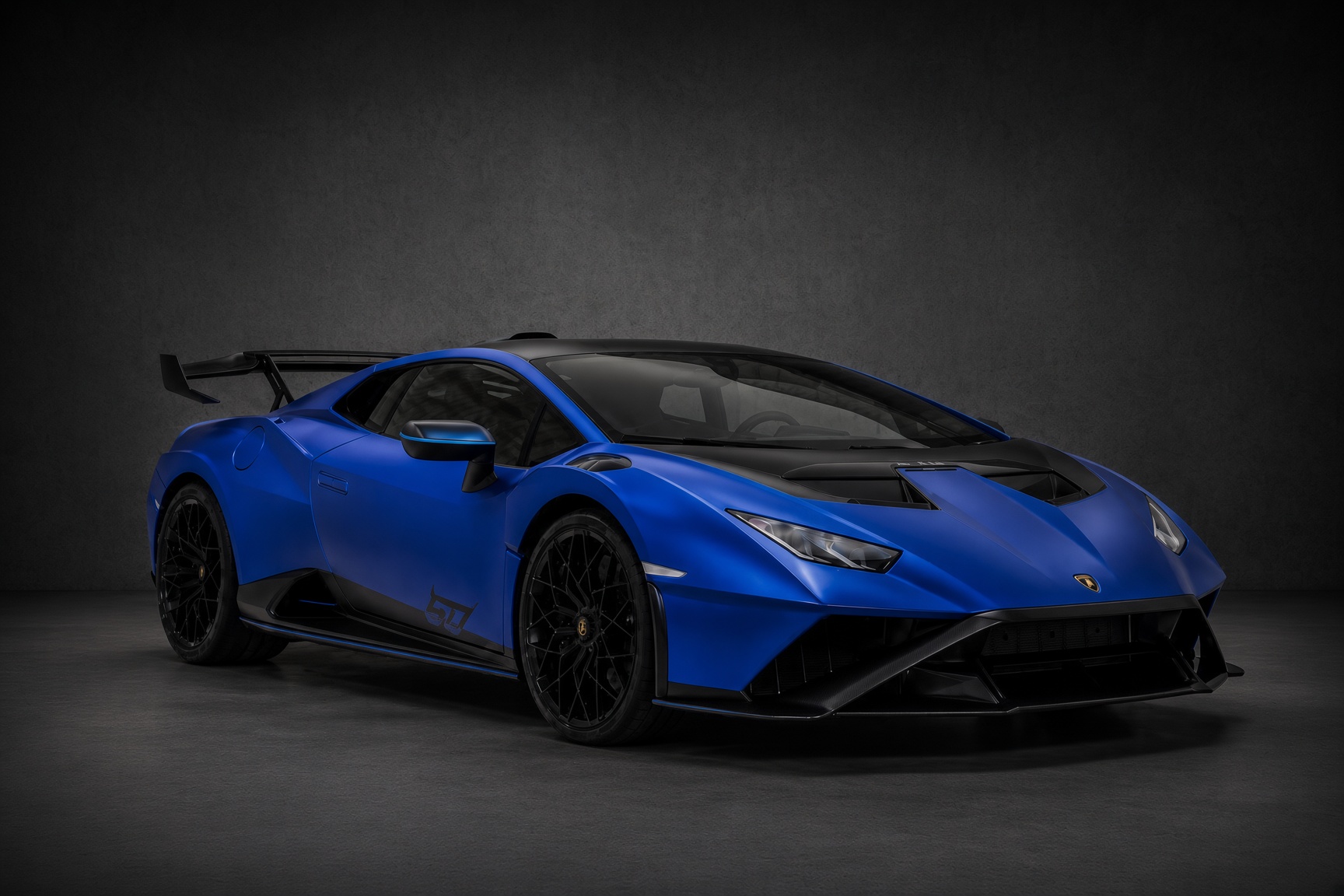 2024 Lamborghini Huracán STO 60th Anniversary · 1 di 60 in Blu Aegeus Semilucido